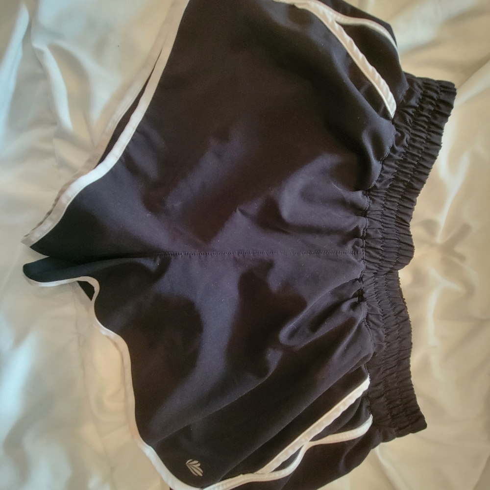 Forever 21, black shorts, size M